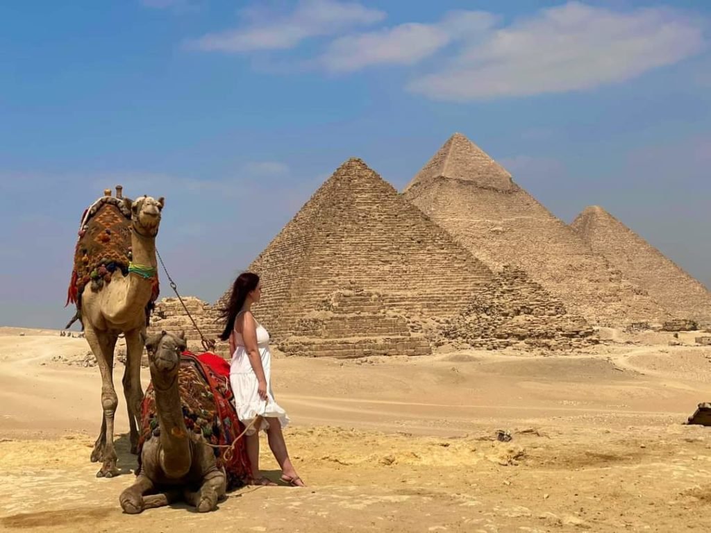 One Package Camel Ride with Giza Pyramids and Egyptian Museum Tour